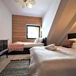 Vip Modrzejewska דירה *