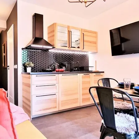 Vip Modrzejewska Apartment