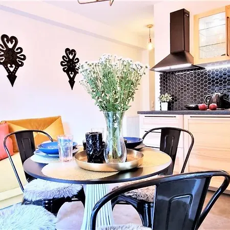 Vip Modrzejewska Apartment