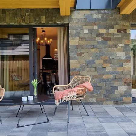 Vip Modrzejewska Apartment